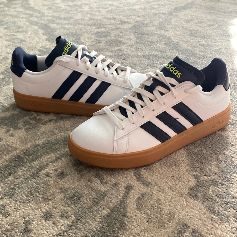 Adidas Cloudfoam